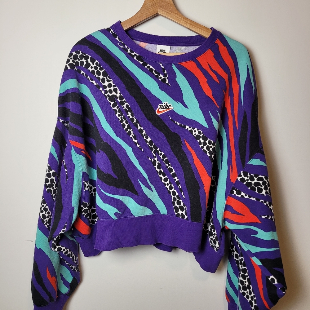 Nike Purple Teal Red Graphic Cropped Sweatshirt